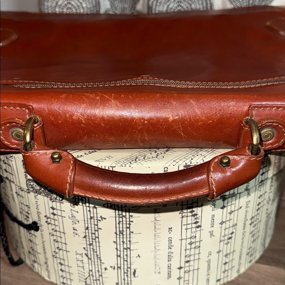 Adpel Vintage Distressed Cognac Brown Leather Briefcase - Picture 9 of 16